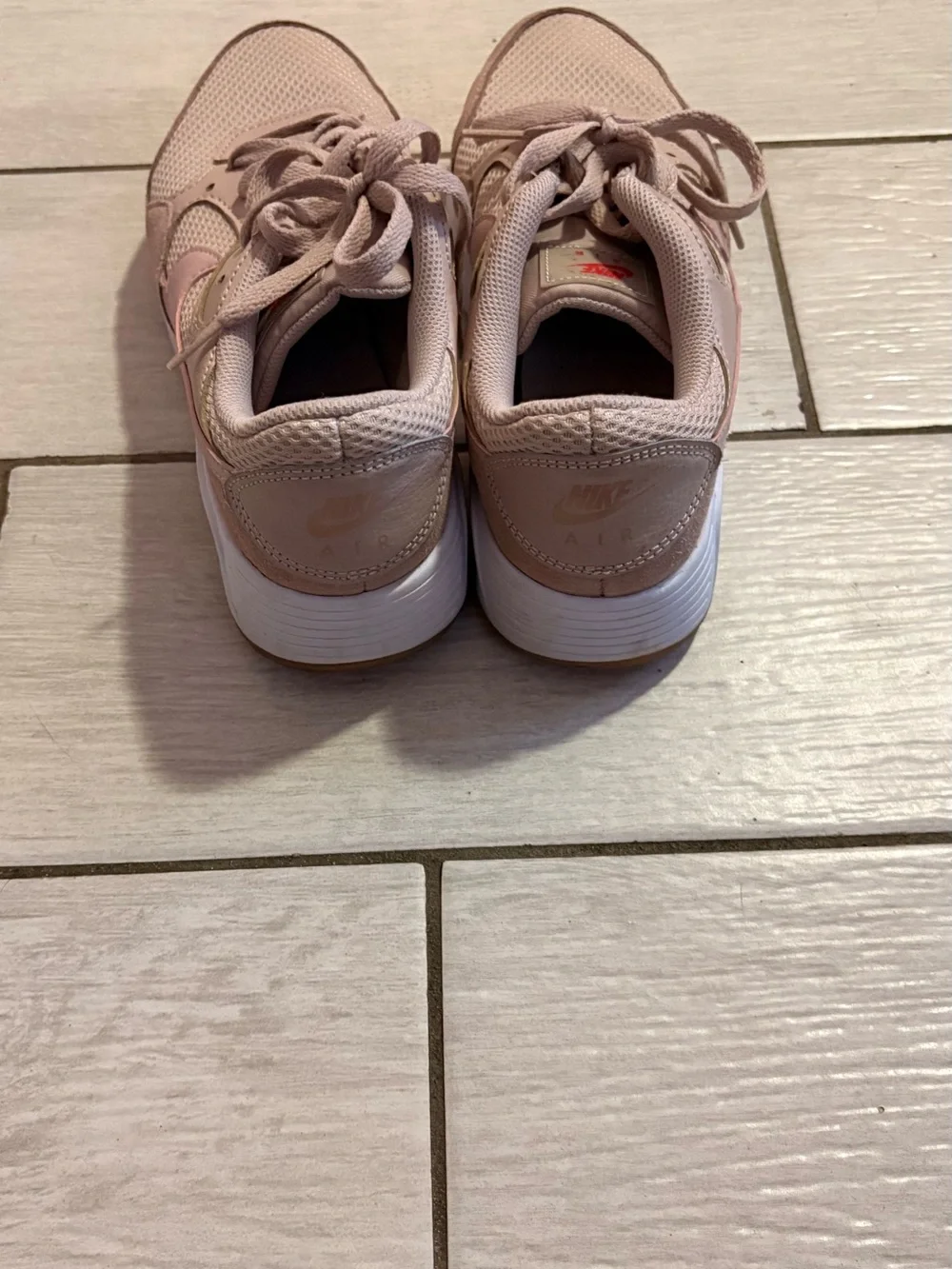 Nike Women’s SC air maxes